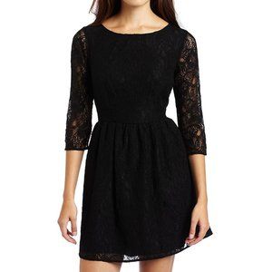 EUC French Connection Women's Vaity Lace Flared Little Black Dress - Size 4